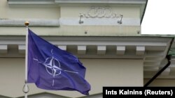 
Під час зустрічі обговорюватимуться питання зміцнення безпеки та оборони східного флангу Альянсу