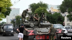 Байцы ПВК «Вагнэр» у Растове-на-Доне, 24 чэрвеня 2023 г. Фота Reuters