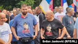 Protest srpskih nacionalnih organizacija protiv Vlade Crne Gore zbog odluke da podrži Rezoluciju o genocidu u Srebrenici. Podgorica 22. maj 2024.