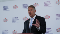 Klaus Iohannis: „Cum îndrăznește cineva să pună în dificultate examenele naționale?”