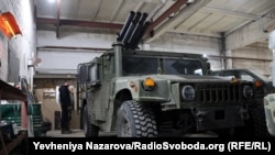 В процесі роботи волонтери дійшли висновку, що ставити установку на автівку меньшу за пікап не доцільно. Нині збирають таку на базі "Хаммеру".