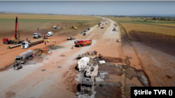 Patru muncitori au murit și cinci au fost răniți grav, dintre cei zece oameni care lucrau la șantierul Autostrăzii Moldovei.