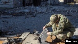 یک طیاره بی سرنشین نیروهای روسیه که از سوی قوای مدافع هوایی اوکراین سرنگون شده است.