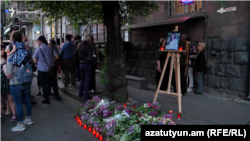 Armenia - Flowers are put on a street in Yerevan on the second anniversary of the death of Sona Mnatsakanian, April 26, 2024