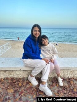 Дружина військового Володимира Орла з дочкою