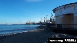 У ніч на 26 грудня командувач Повітряних сил заявив, що українські сили знищили російський великий десантний корабель «Новочеркаськ» під час удару по порту Феодосії