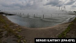 Системи охолодження Запорізької АЕС в Енергодарі, південний схід України, 15 червня 2023 року