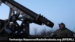 «Пеца» поряд з установкою міні-«Граду»