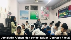 ارشیف: په نوي ډیلي کې د سیدجمال الدین ښوونځي یو ټولګی