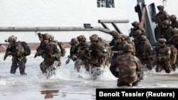 «День Д» висадки в Нормандії і геополітика: історія у фотографіях