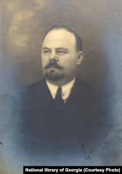 აკაკი ჩხენკელი