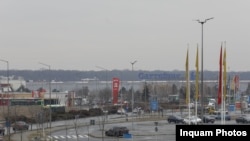 Pe terenul fostei stațiuni de cercetare au apărut o mulțime de alte afaceri.