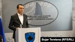 Kryeministri i Kosovës, Albin Kurti, gjatë një konference për media në Qeveri. Fotografi nga arkivi. 