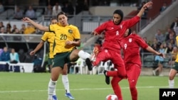 عکس آرشیف: تیم فوتبال زنان ایران در برابر استرالیا