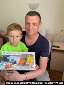 Чоловік Юлії Волкової, військовий ОЗСП «Азов» після повернення з російського полону