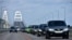 Автомобили на Керченском мосту