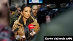 Marinika Tepić na protestu ispred zgrade Republičke izborne komisije u Beogradu, 19. decembar 2023.