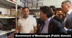 Kryeministri i Malit të Zi, Dritan Abazoviq, me ministra dhe personel në depon e Gjykatës së Lartë në Podgoricë.