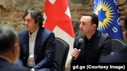 ირაკლი კობახიძე და ირაკლი ღარიბაშვილი (მარცხ.) - „ქართულ ოცნებასა“ და საქართველოს მთავრობაში დიდი ცვლილებებია.