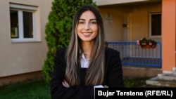 Ana Ilazi, e rritur në SOS Fshatrat e Fëmijëve.