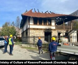 Muzeu i djegur i Muzikës në Gjakovë.