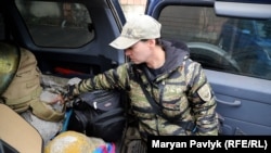 Волонтерка Ольга Соляр привезла у Львів половецьку статую