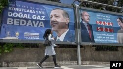 საპრეზიდენტო არჩევნებში თურქეთის პრეზიდენტ რეჯეპ ტაიპ ერდოანის მთავარი კონკურენტია ოპოზიციური „ალიანსის“ კანდიდატი, 74 წლის ქემალ ქილიჩდაროღლუ.