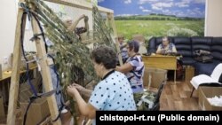 Чистай мебель фабрикасында маскировка челтәре үрәләр, "Чистай хәбәрләре" фотосы