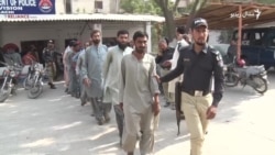  پاکستاني پولیسو د پاتې غيرقانوني افغان کډوالو نيولو ته دوام ورکړی 