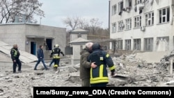 Наслідки російського обстрілу Сум, 7 березня 2023 року (фото ілюстративне)