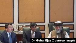  افغانستان له لوري د طالبانو د حکومت د سوداګرۍ او صنعت سرپرست وزير نورالدین عزیزي، د ازبکستان د وزيراعظم مرستیال او د پاکستان د سوداګرۍ وزیر ګوهر اعجاز ګډون کړی وو.