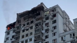 Video | Mai multe atacuri cu drone rusești au lovit apartamente din Kiev