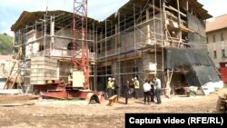 Institutul Național al Patrimoniului, care a argumentat dosarul României de includere în UNESCO, este printre puținele instituții care s-au implicat activ în proiecte la Roșia Montană. Imagine de pe șantierul de restaurare a bisericii reformate.