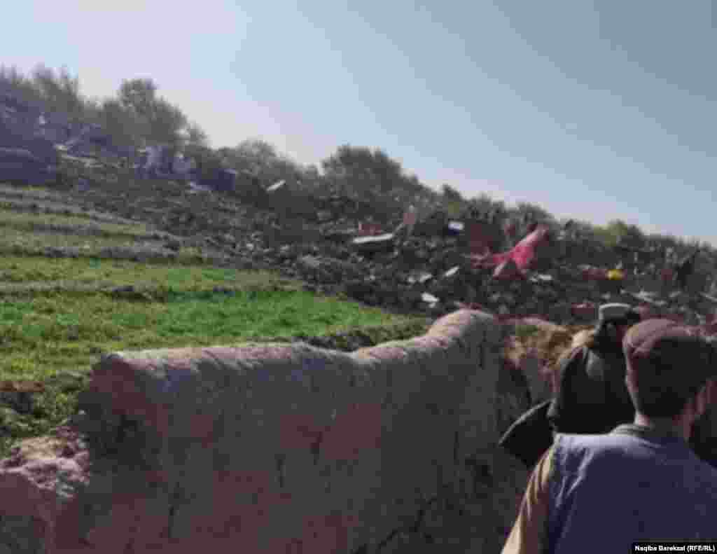 یک قریه&zwnj;ای که بطور کامل در اثر زلزله روز شنبه در ولایت هرات تخریب شده است