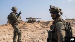 Газа тилкесиндеги Израилдин жоокерлери. 