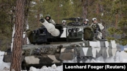 ანალიტიკოსების გათვლით, ფინეთისთვის საზღვართან მყოფი რუსი ჯარისკაცების რაოდენობა „საფრთხედ“ იქცევა დაახლოებით ხუთ წელიწადში.