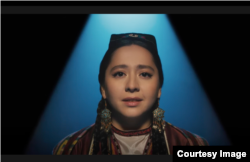 Таджикско-российская певица Манижа в фильме «Мечтатели»