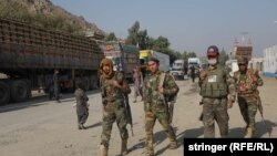 د طالبانو یو شمېر امنیتي ځواکونه 