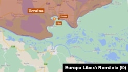 Село Плауру розташоване з іншого боку Дунаю від українського порту Ізмаїл