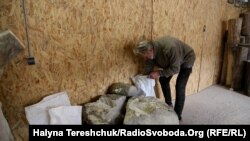 Скульптор Олег Капустяк реставруватиме половецьку «бабу»