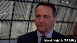 Міністр закордонних справ Польщі Радослав Сікорський ексклюзивно розмовляє з Зоряною Степаненко, кореспонденткою Радіо Свобода та Настоящего времени. Брюссель, 22 січня 2024 р