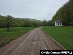 Prințul Charles a străbătut aproape 20 de kilometri pe jos, în 2008, până să ajungă la domeniul cumpărat la Valea Zălanului.