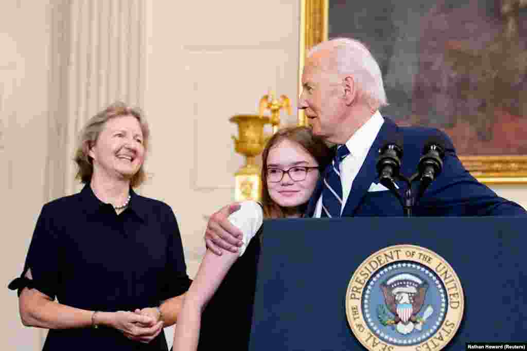 2 август Алсуның кызы Мириямгә 13 яшь тулды. Аны АКШ президенты Джо Байден котлады һәм "Туган көнең белән" җырын җырлады.&nbsp;