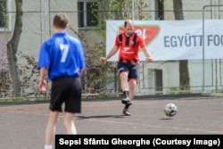 Sepsi este susținută financiar atât de guvernul maghiar, cât și de companii din Ungaria