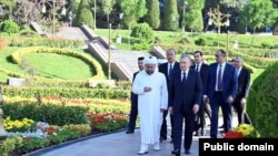 Шавкат Мирзиёев репрессиянын курмандыктарын эскерүү иш-чарасында. 31-август, 2022-жыл.