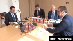 Briselski dijalog - premijer Kosova Aljbin Kurti, predstavnik EU za dijalog Miroslav Lajčak, visoki predstavnik EU za spoljnu politiku i bezbednost Žozep Borelj i predsednik Srbije Aleksandar Vučić, 18. avgust 2022.