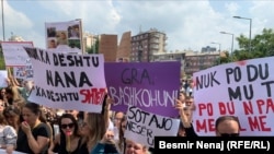 "Jo do të thotë Jo" - Prishtina, Tirana e Shkupi protestojnë kundër dhunës ndaj grave