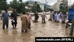 تصویر از جاری شدن سیلاب در منطقه صوات ایالت خیبر پشتونخواه پاکستان 