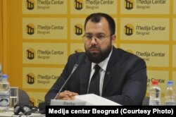 Darko Obradoviq nga Qendra joqeveritare për Analiza Strategjike në një intervistë për REL-in thotë se skenari që pamë në Rusi dërgoi një mesazh shumë të fortë, si për miqtë rusë, ashtu edhe për armiqtë rusë.