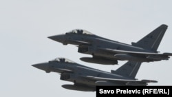 Armata Română a ridicat avioane de luptă F-16 pentru supravegherea zonei, după ce mai multe drone rusești au atacat ținte ucrainene din apropierea graniței României.